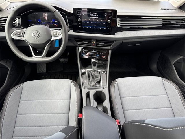 New 2025 Volkswagen Jetta SE image 24