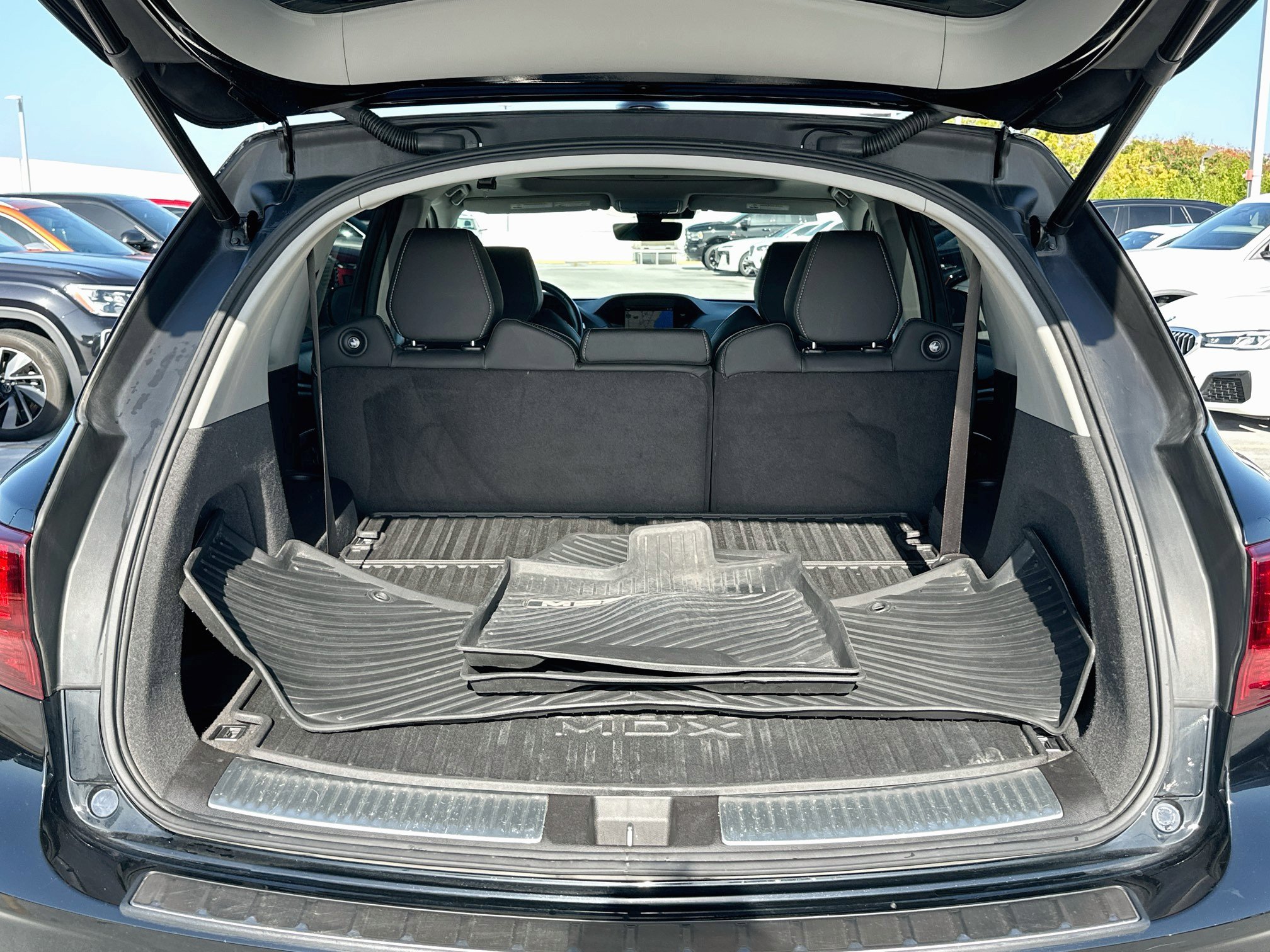 Used 2020 Acura MDX w/ Technology Package AWD/4WD image 27