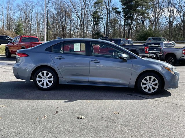 Used 2021 Toyota Corolla LE image 6