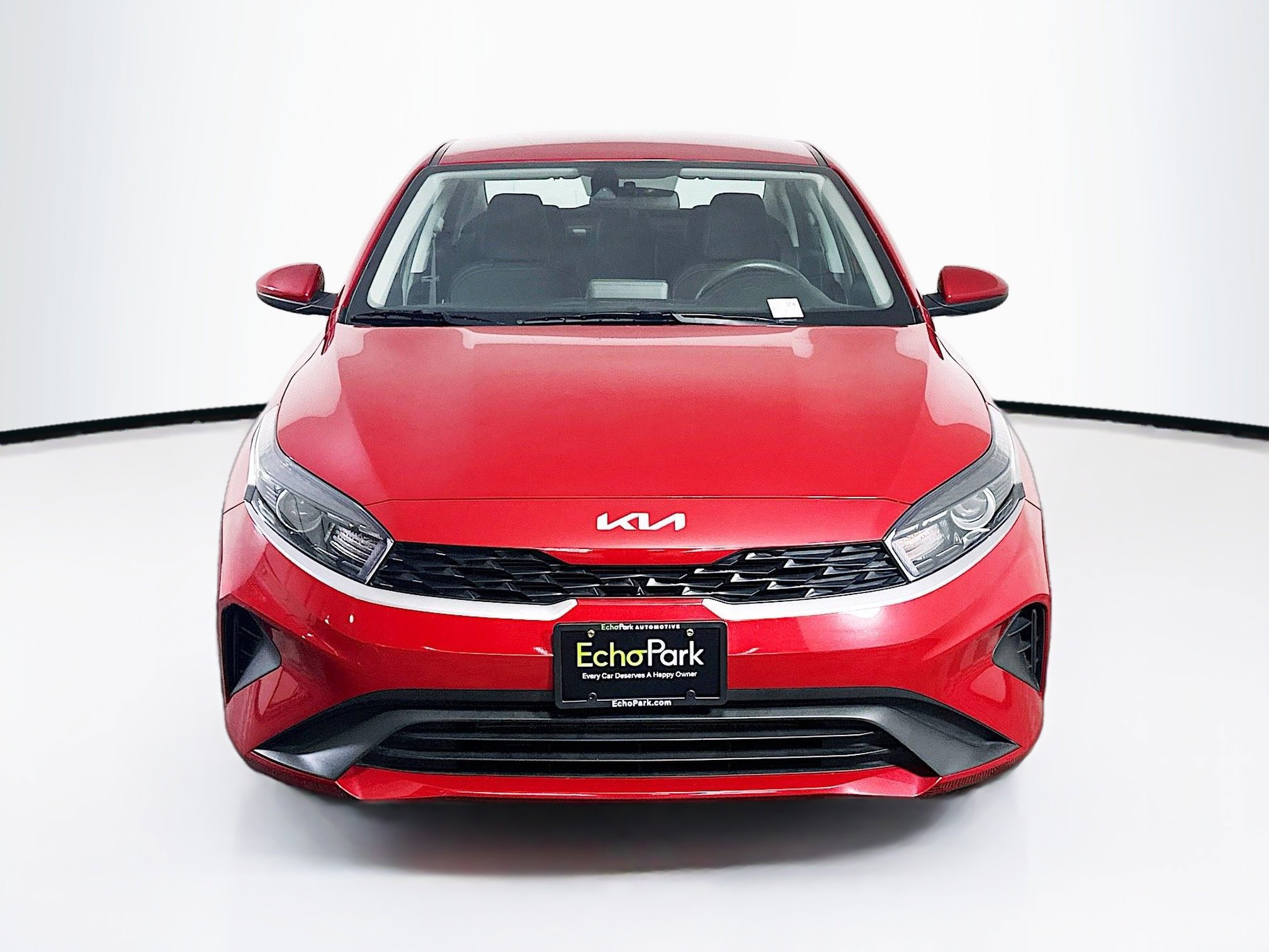 Used 2024 Kia Forte LXS image 2