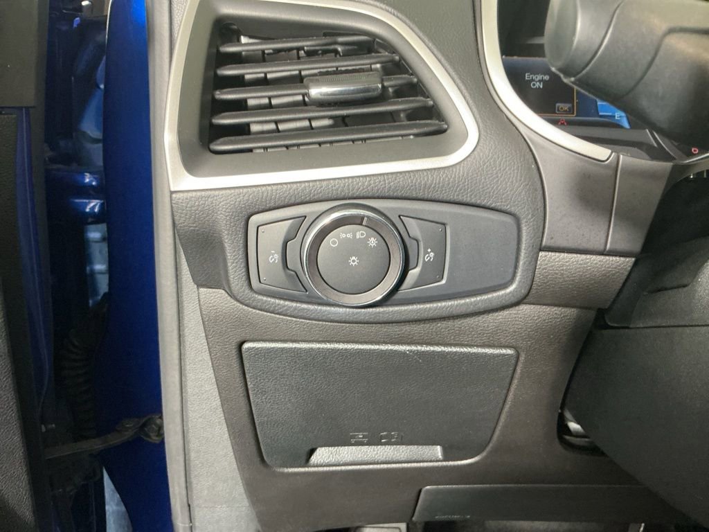 Used 2018 Ford Edge SEL w/ Equipment Group 201A image 18