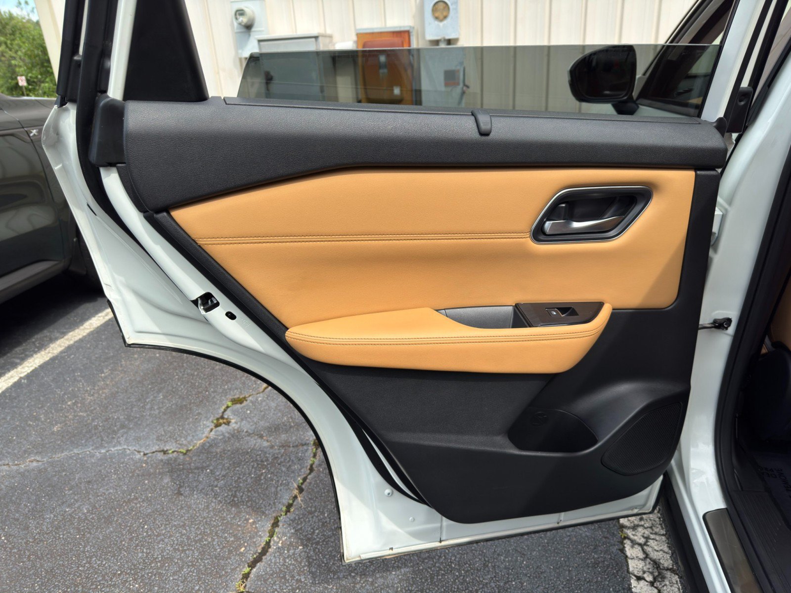 Used 2022 Nissan Rogue Platinum w/ Head-Up Display Package FWD image 41