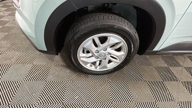 Certified 2026 Hyundai Venue SE FWD image 9