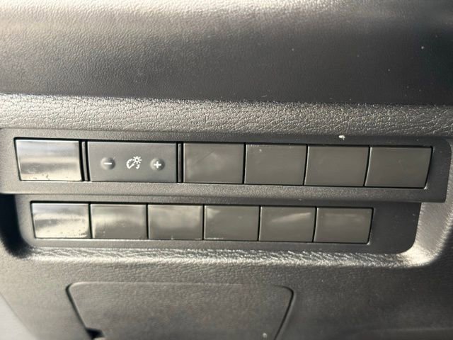 Used 2022 Mitsubishi Outlander ES image 27