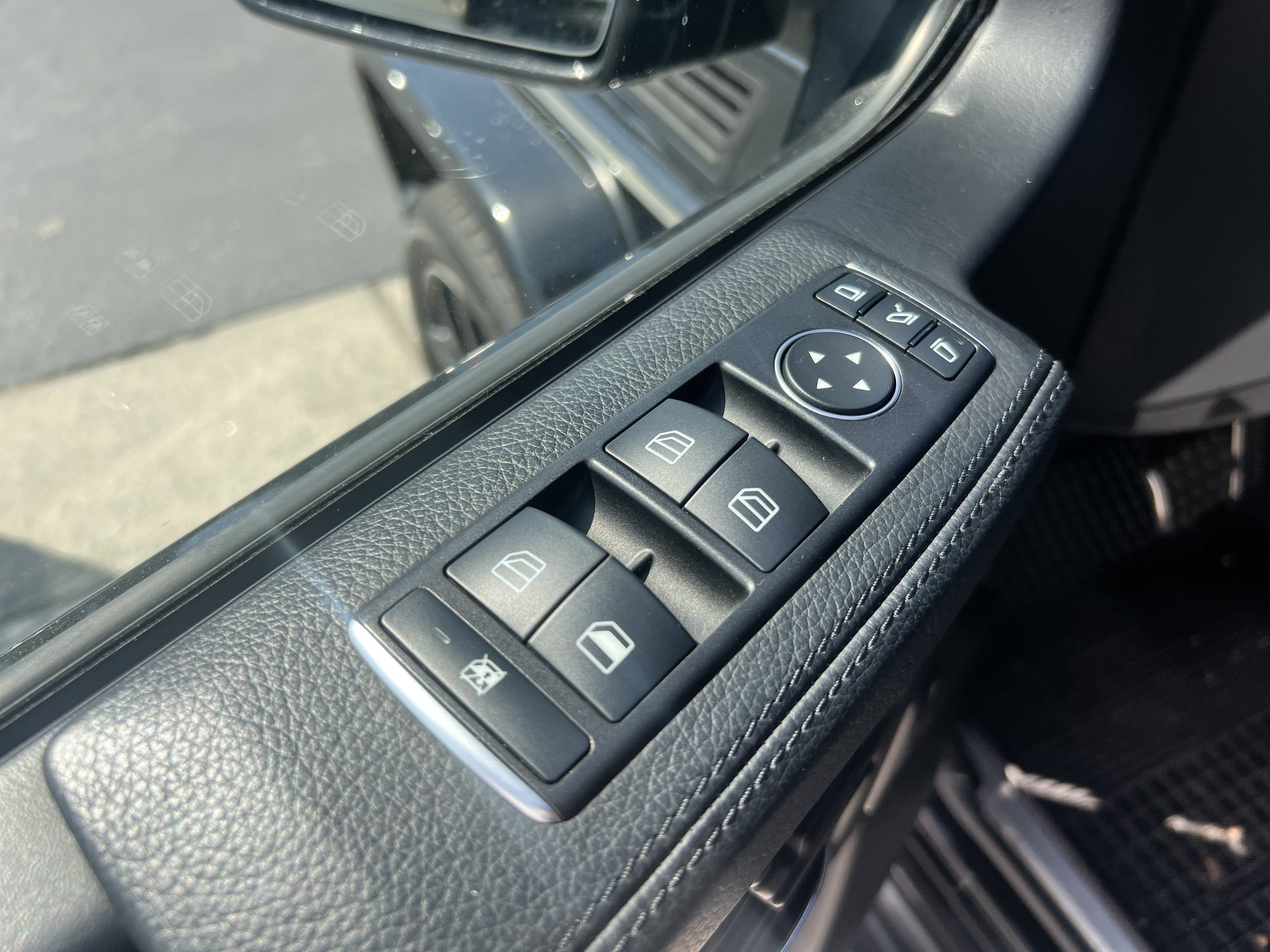 Used 2016 Mercedes-Benz G 65 AMG 4MATIC image 15