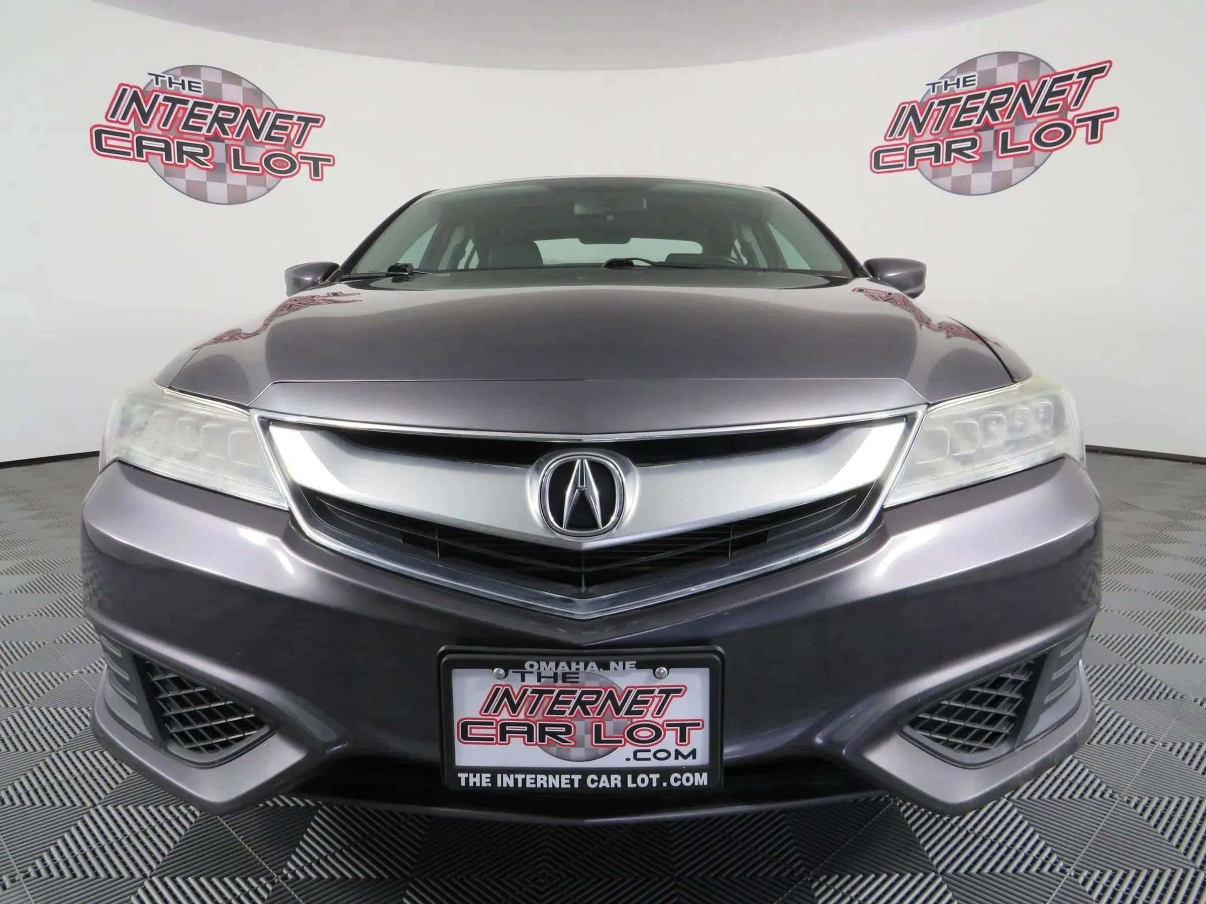 Used 2018 Acura ILX image 2