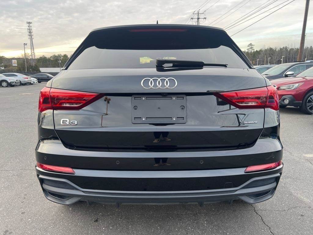 Used 2023 Audi Q3 2.0T Premium Plus w/ Premium Plus Package image 5