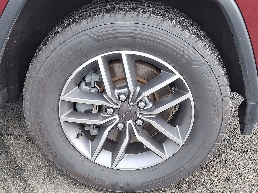 Used 2021 Jeep Grand Cherokee Limited w/ Premium Lighting Group image 9