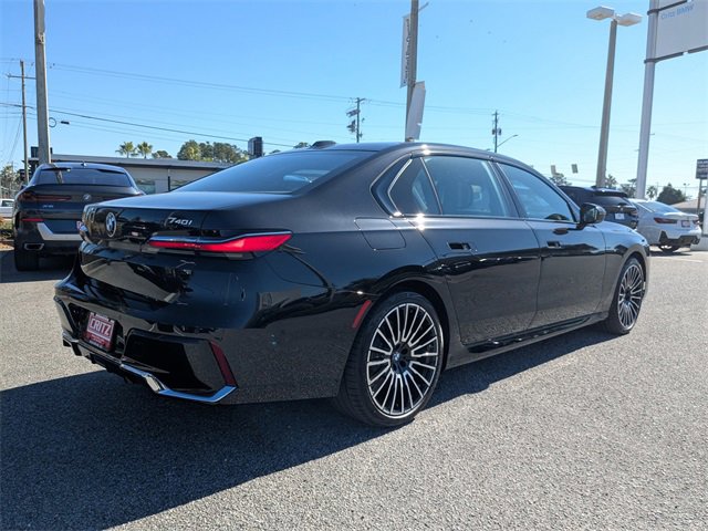 New 2026 BMW 740i w/ Executive Package image 5