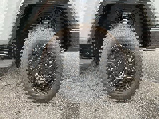 New 2025 GMC Hummer EV 2X image 28