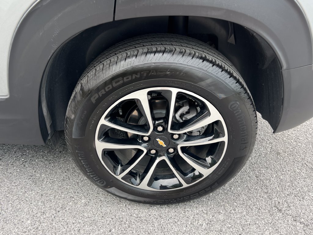 Used 2026 Chevrolet TrailBlazer LT AWD/4WD image 14
