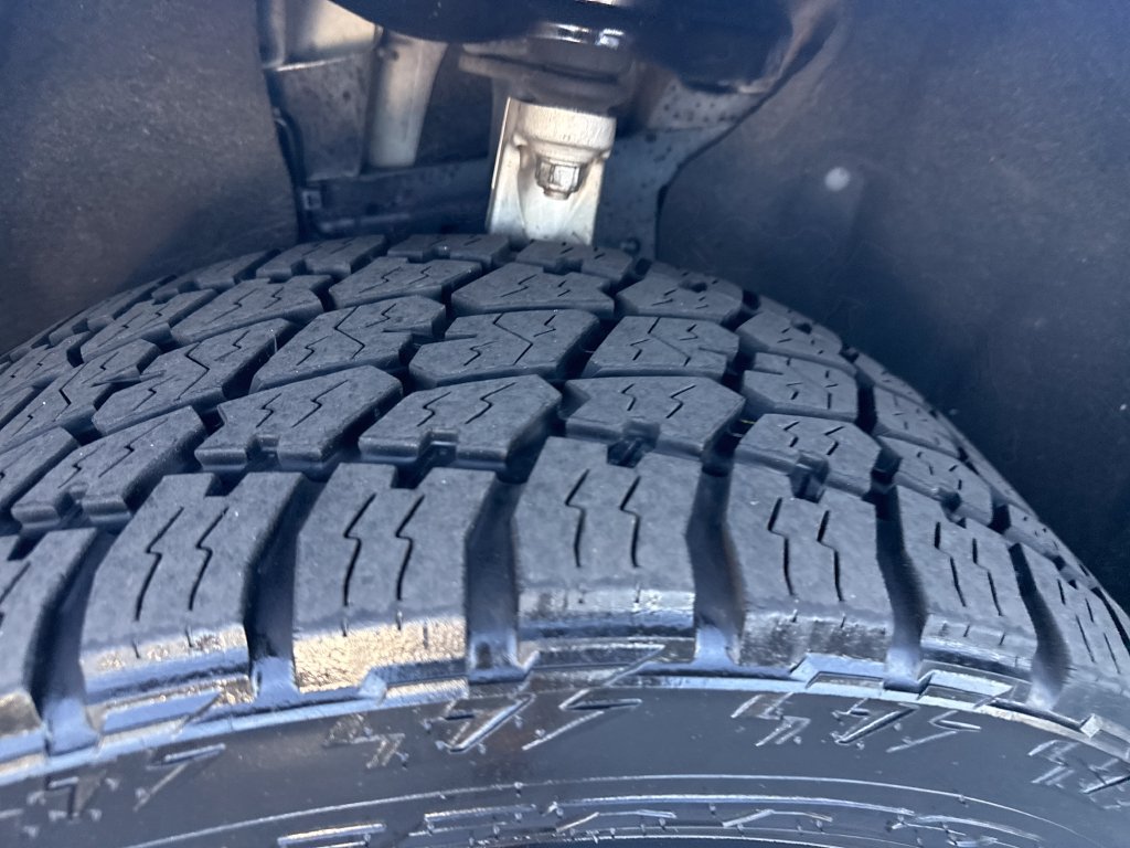Used 2018 Jeep Grand Cherokee Altitude AWD/4WD image 43