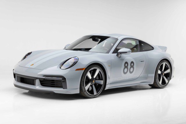 Used 2023 Porsche 911 Sport Classic image 9