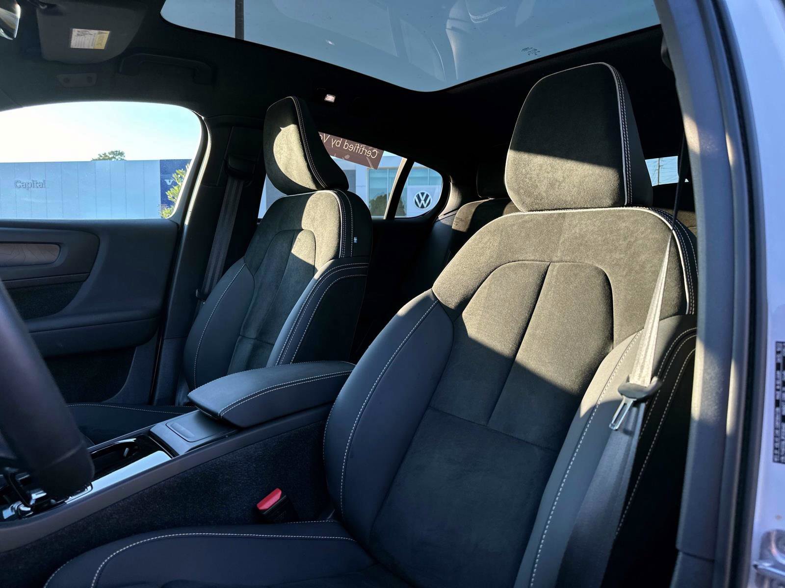 Certified 2023 Volvo C40 P8 Recharge Plus image 20