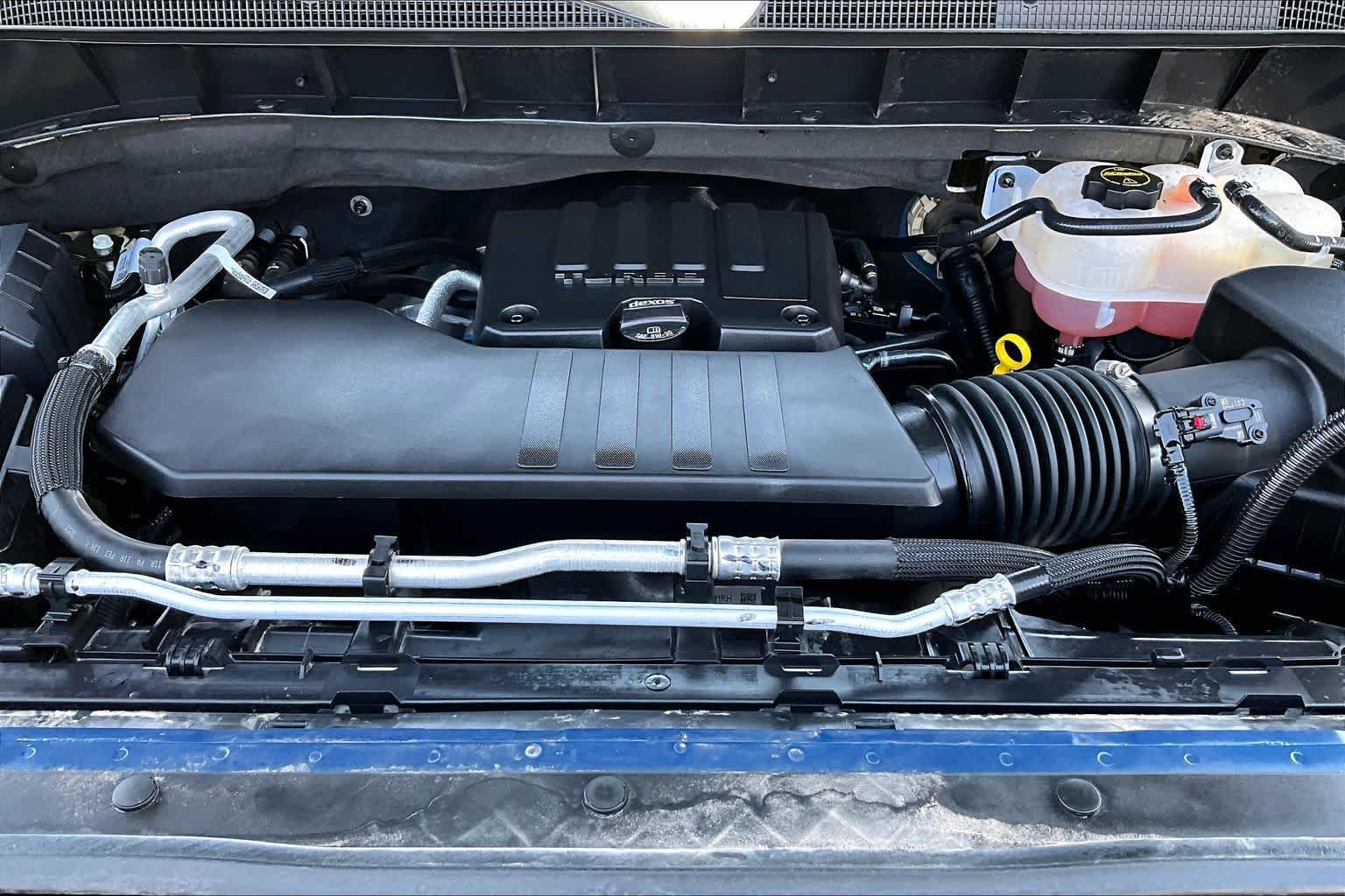 Used 2024 Chevrolet Silverado 1500 Custom w/ Turbomax Blackout Package AWD/4WD image 32