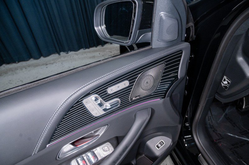 New 2026 Mercedes-Benz GLE 53 AMG 4MATIC Coupe image 11