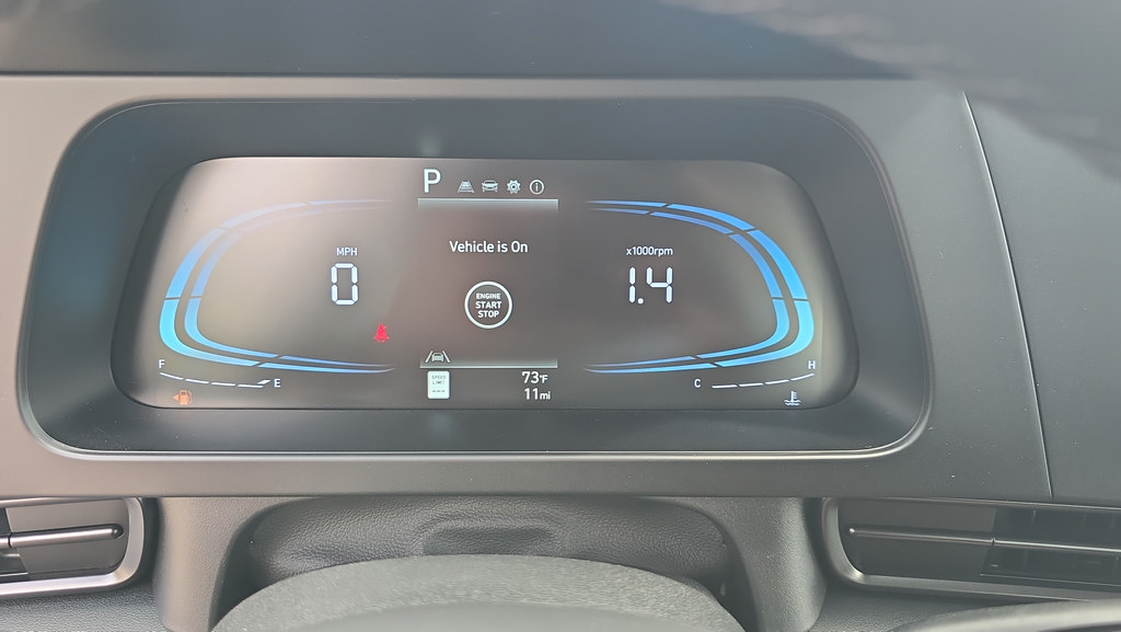New 2026 Hyundai Elantra Sport FWD image 17