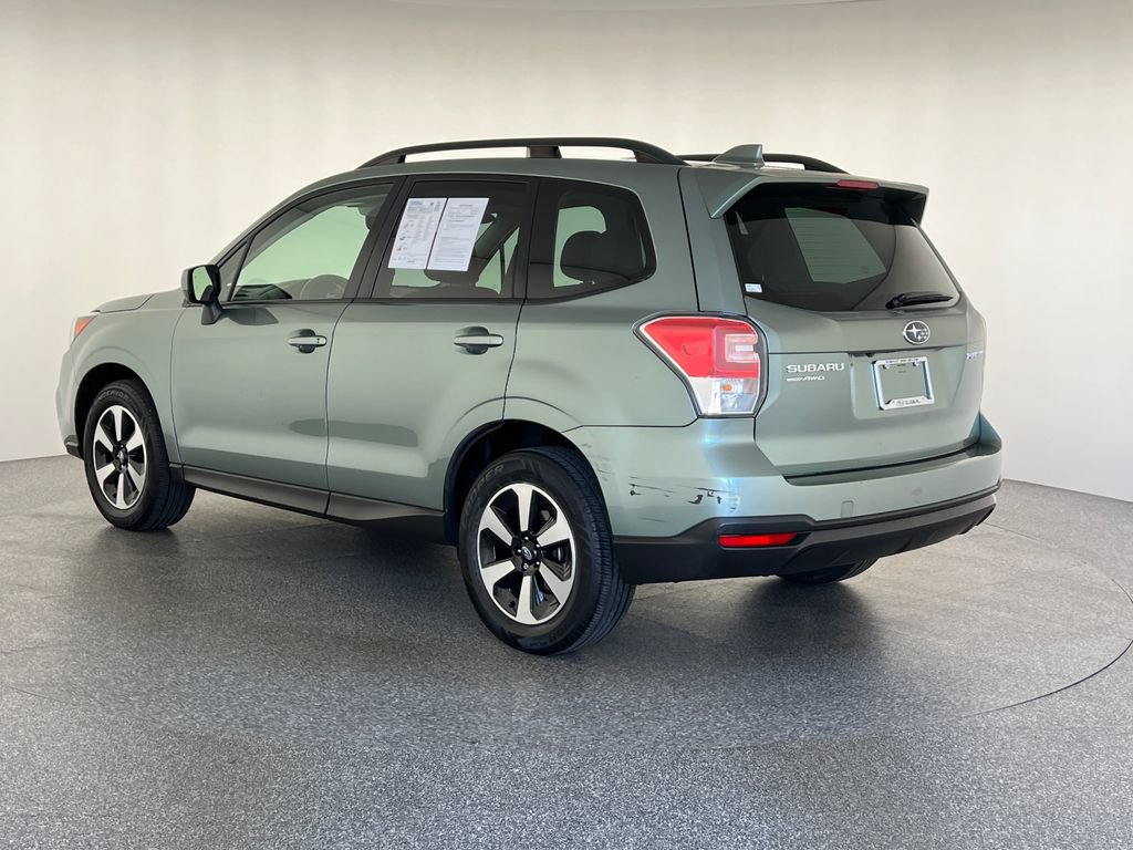 Used 2018 Subaru Forester 2.5i Premium AWD/4WD image 6