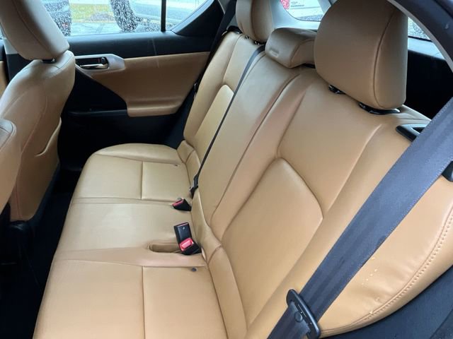 Used 2011 Lexus CT 200h image 26