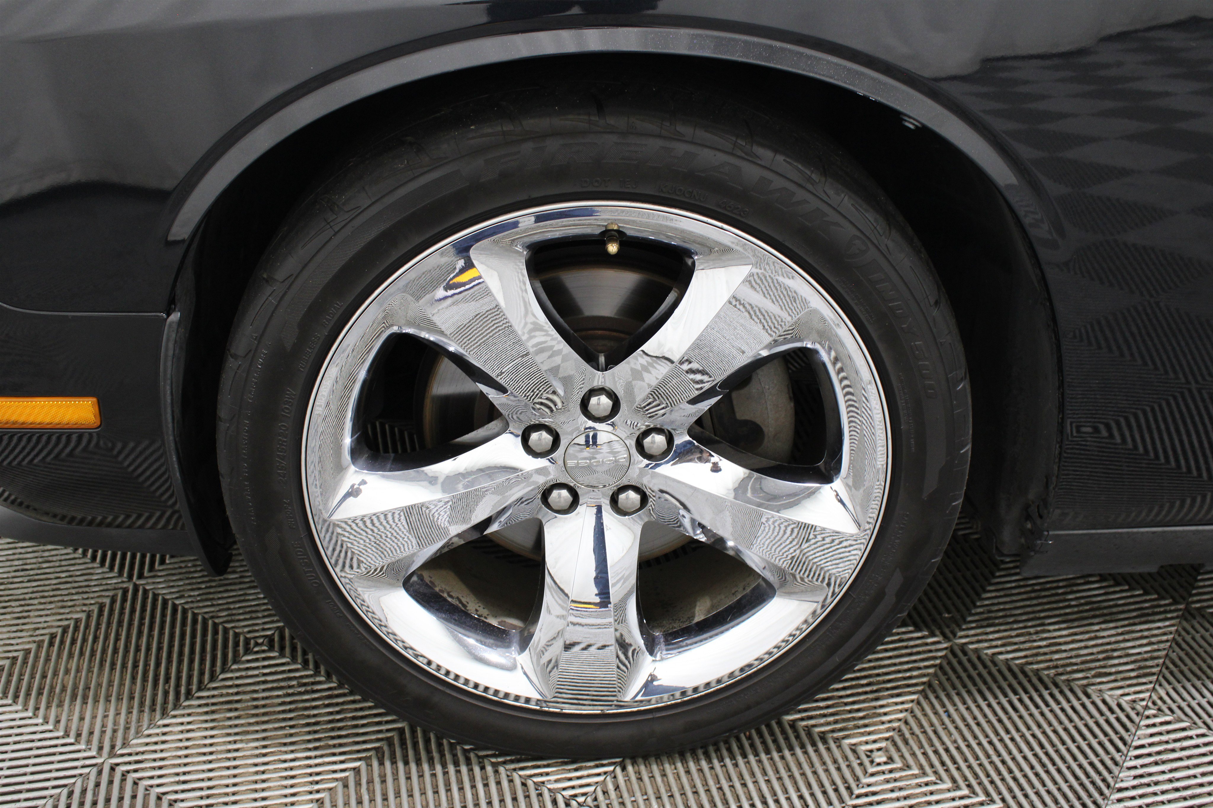 Used 2014 Dodge Challenger R/T RWD image 28