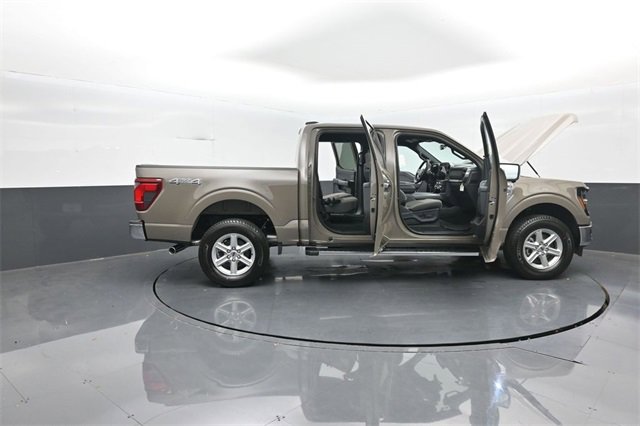 New 2025 Ford F150 XLT w/ Equipment Group 302A MID image 38