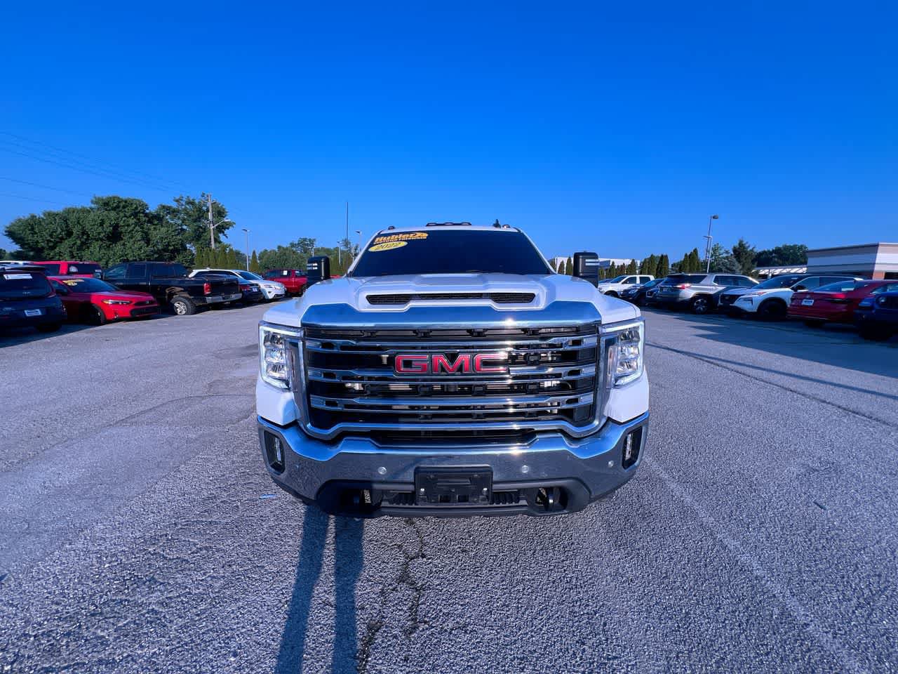 Used 2022 GMC Sierra 3500 SLE w/ SLE Convenience Package AWD/4WD image 3