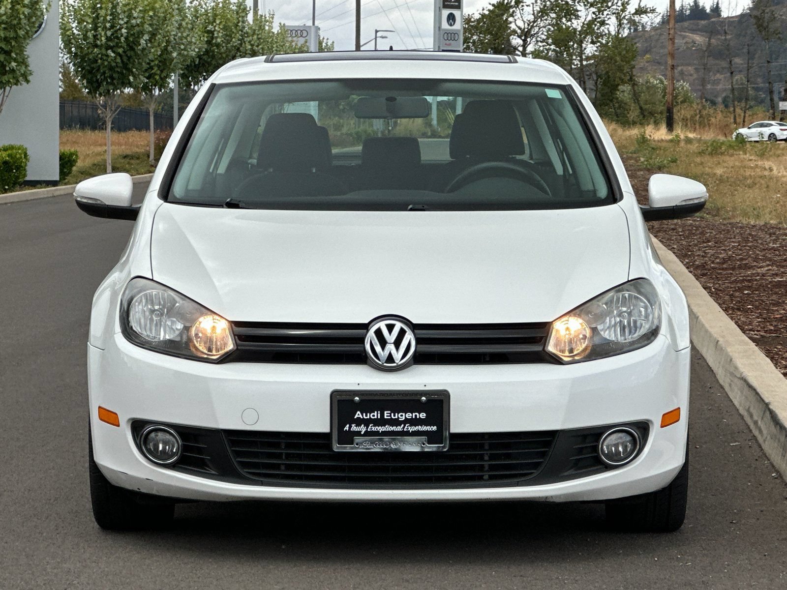 Used 2011 Volkswagen Golf TDI FWD image 8