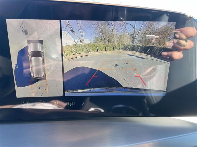 Used 2026 Cadillac Vistiq Sport image 18