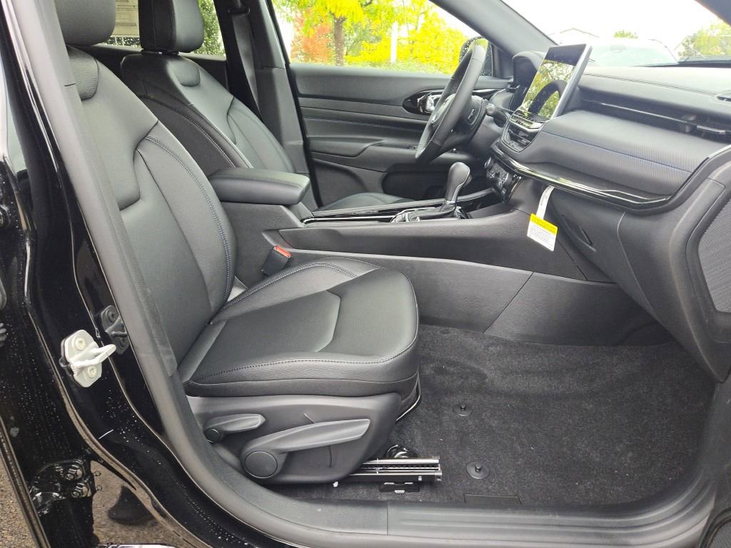 New 2026 Jeep Compass Limited w/ Limited Altitude Pack image 7