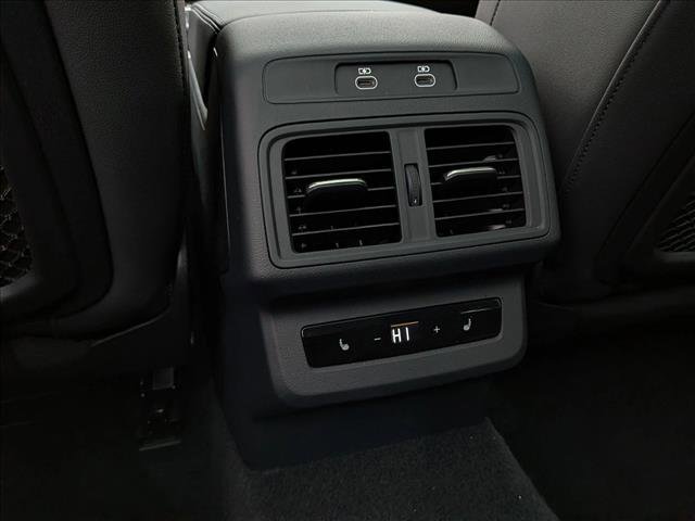 Certified 2025 Audi Q5 Prestige image 21