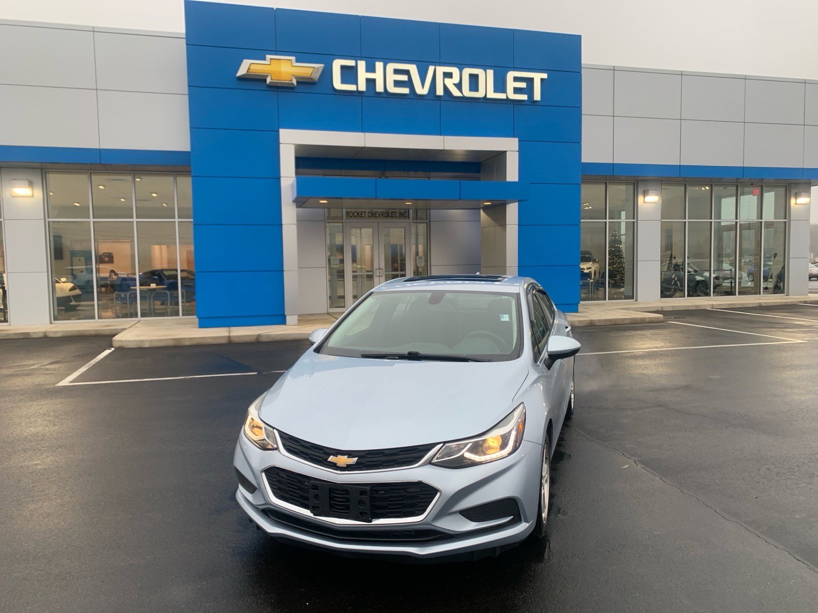 Used 2017 Chevrolet Cruze LT w/ Sun And Sound Package