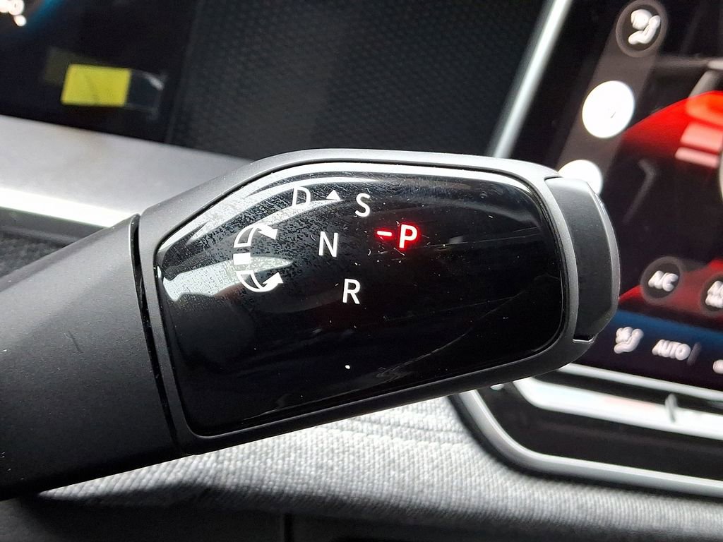 Certified 2025 Volkswagen Tiguan S image 11