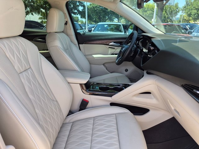 Used 2022 Buick Envision Avenir w/ Technology Package II FWD image 22