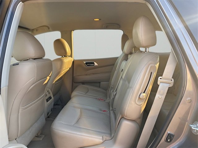 Used 2014 Nissan Pathfinder SL w/ SL Tech Package image 13