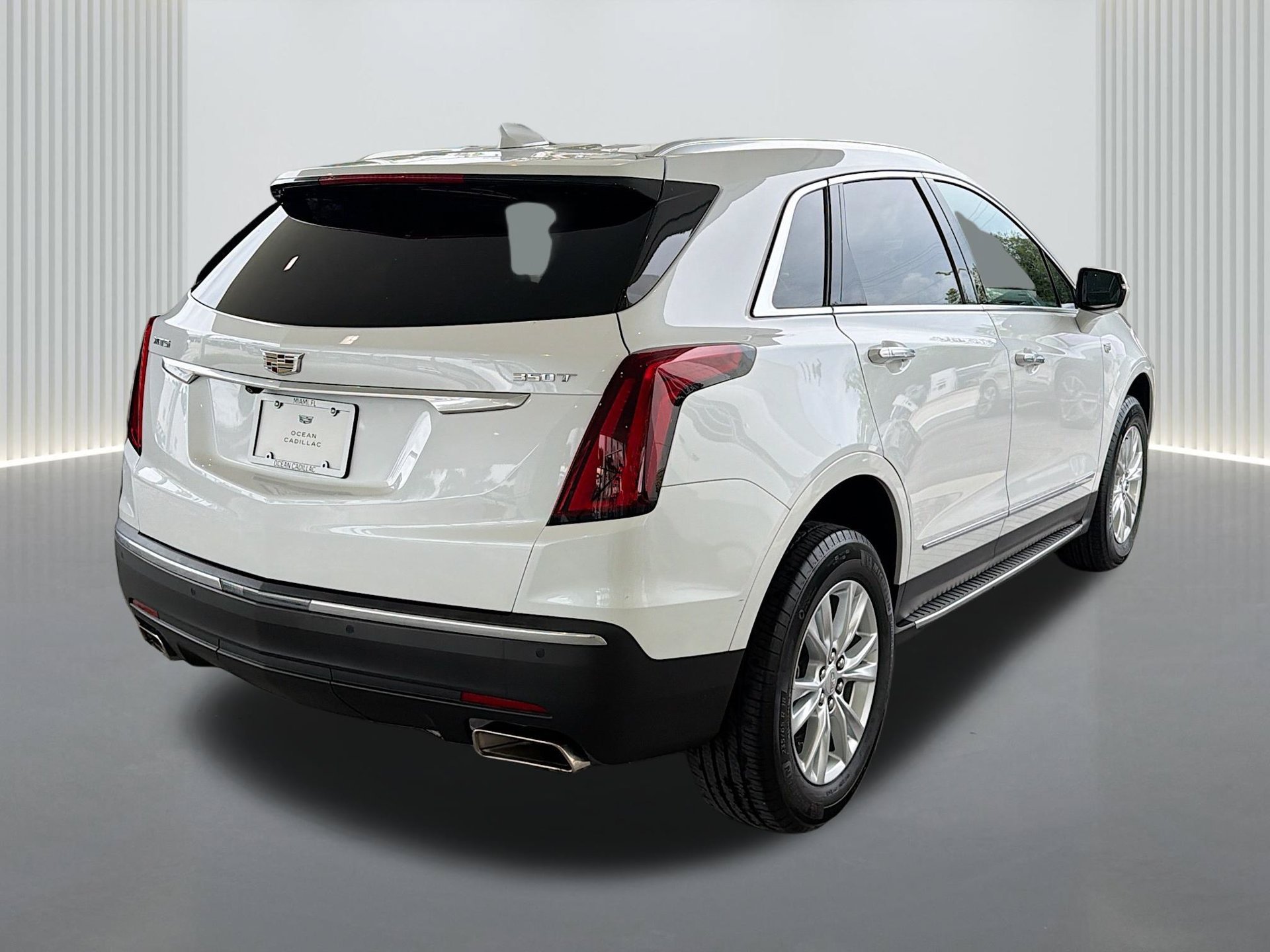 Certified 2023 Cadillac XT5 Luxury FWD image 6