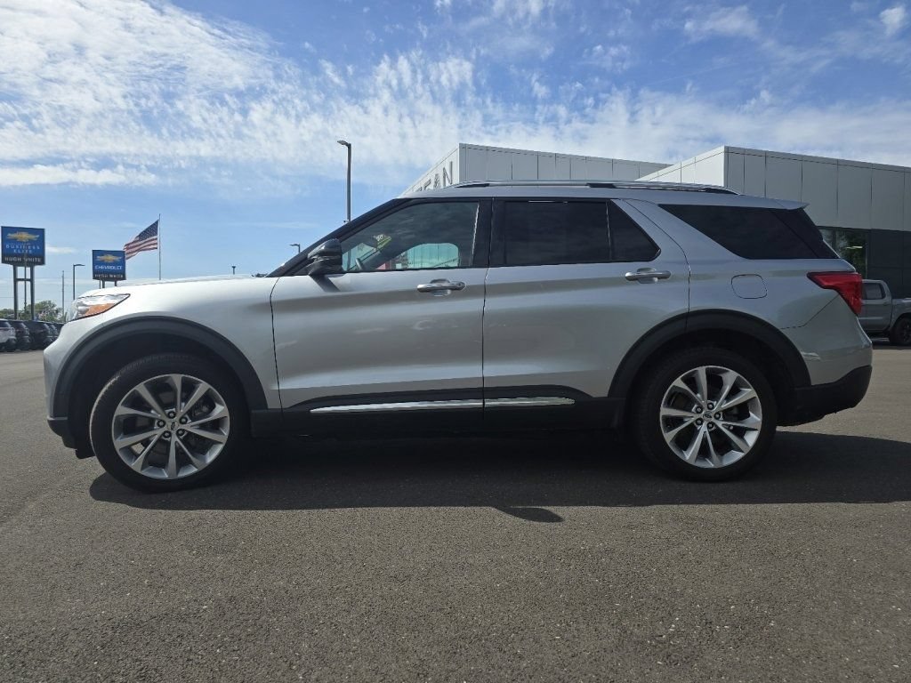 Used 2021 Ford Explorer Platinum w/ Premium Technology Package AWD/4WD image 20