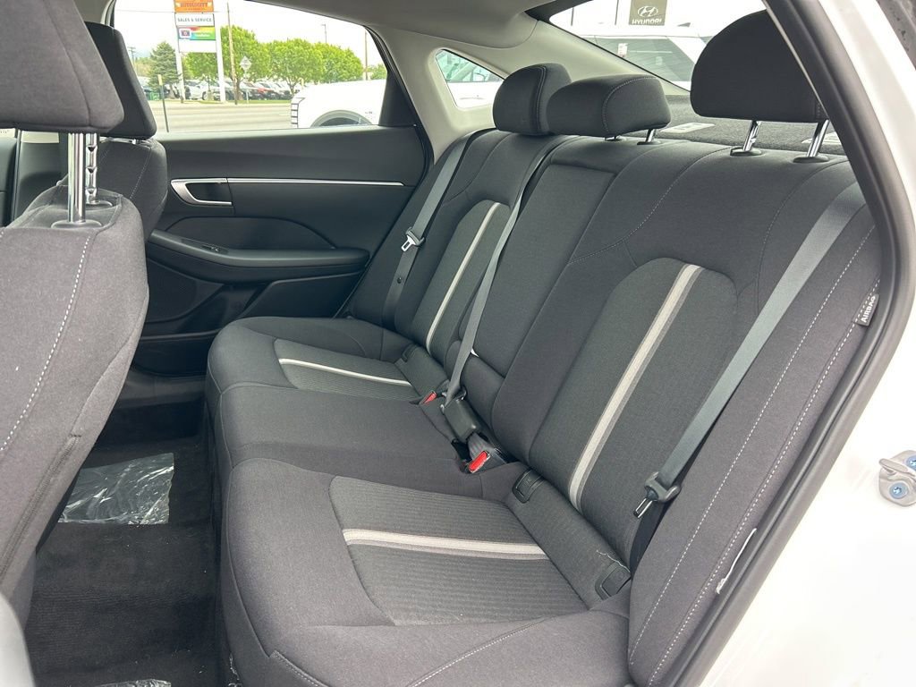 Used 2025 Hyundai Sonata SEL FWD image 23