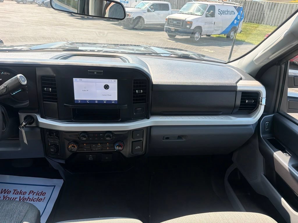 Used 2025 Ford F250 XLT AWD/4WD image 23