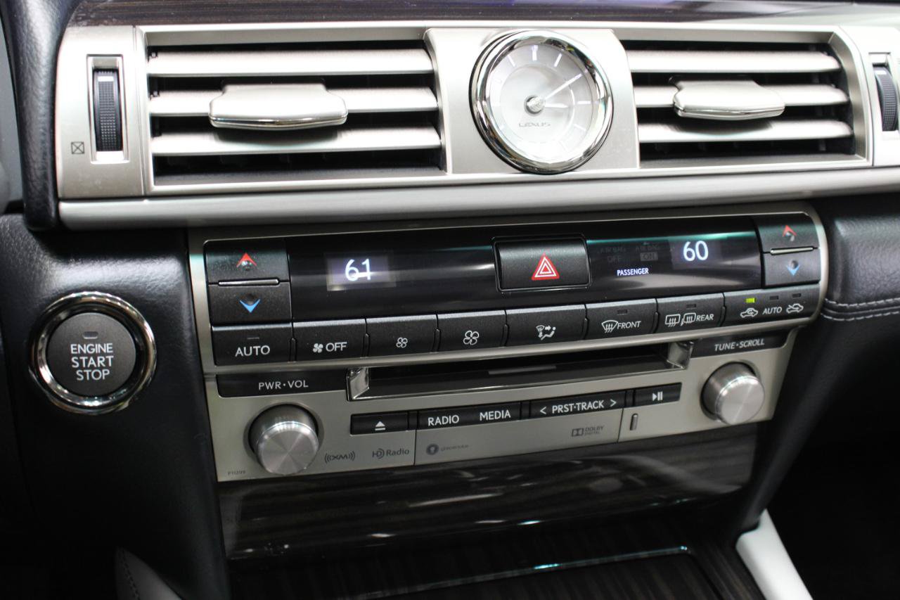 Used 2016 Lexus LS 460 w/ Comfort Package RWD image 60