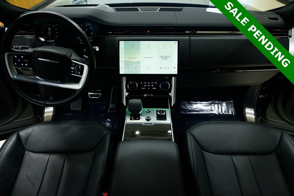 Used 2023 Land Rover Range Rover SE image 13