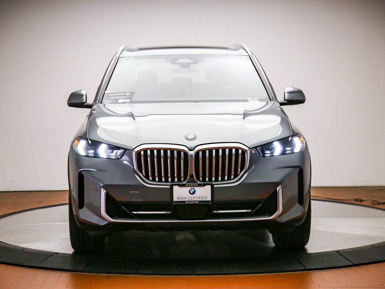 Used 2024 BMW X5 sDrive40i w/ Parking Assistance Package RWD image 7