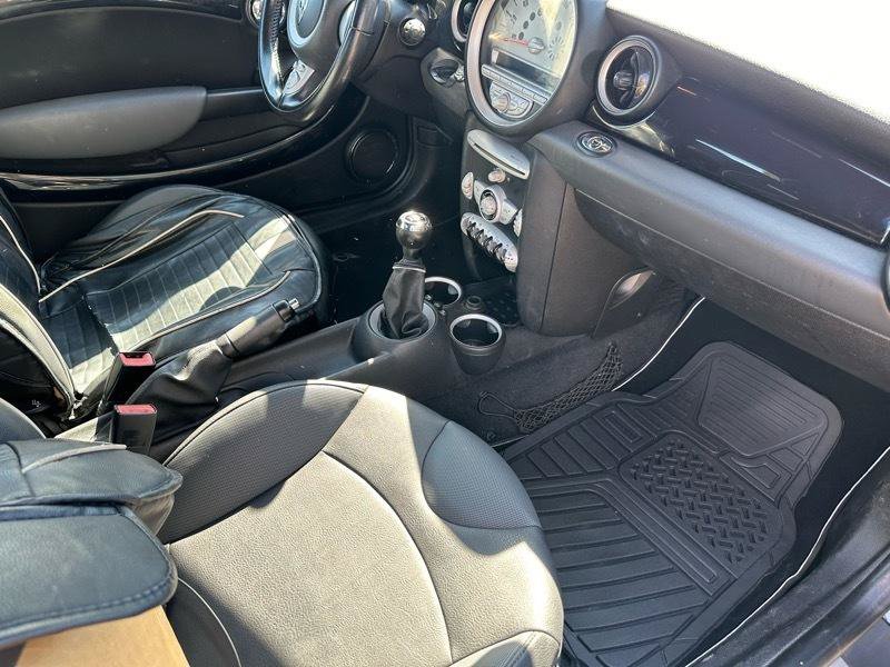 Used 2009 MINI Cooper S FWD image 6