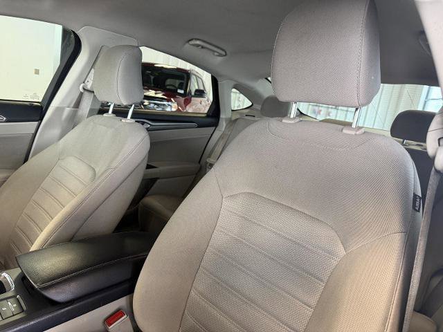 Certified 2020 Ford Fusion SE image 18