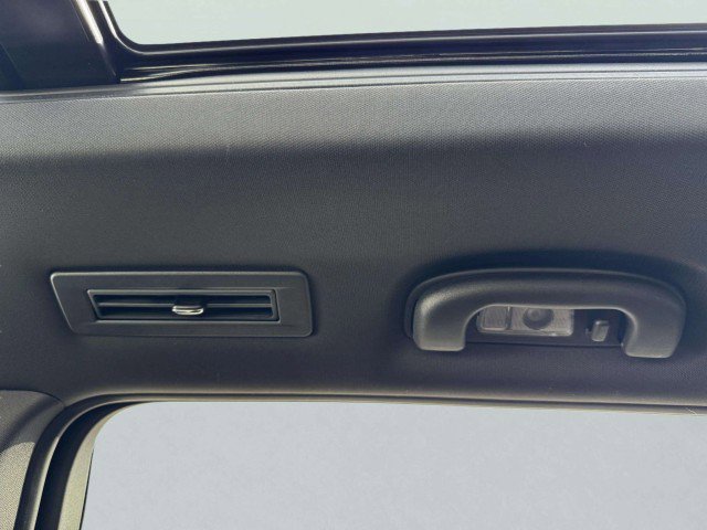 Used 2024 Cadillac XT6 Sport w/ Technology Package image 42