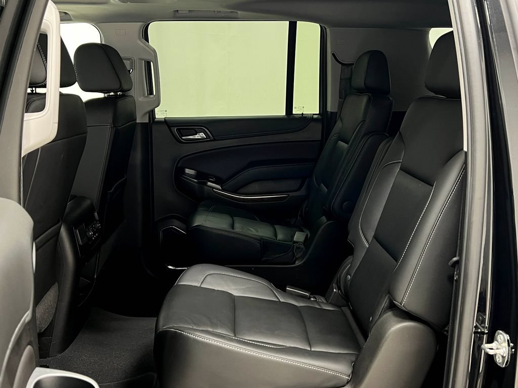 Used 2019 GMC Yukon XL SLT w/ Graphite Performance Edition AWD/4WD image 36