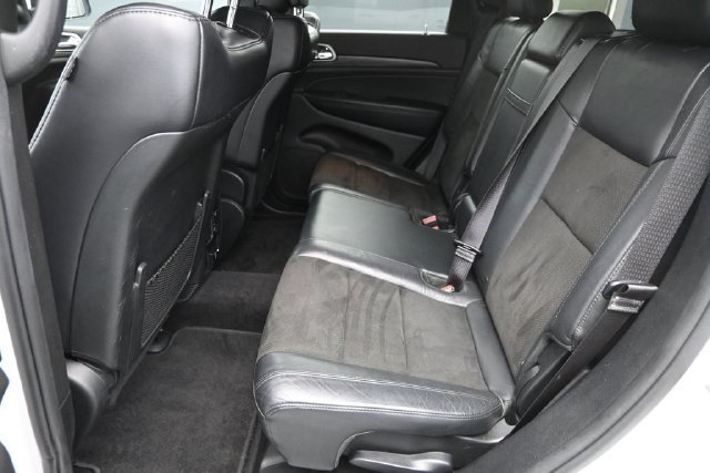 Used 2019 Jeep Grand Cherokee Altitude AWD/4WD image 15