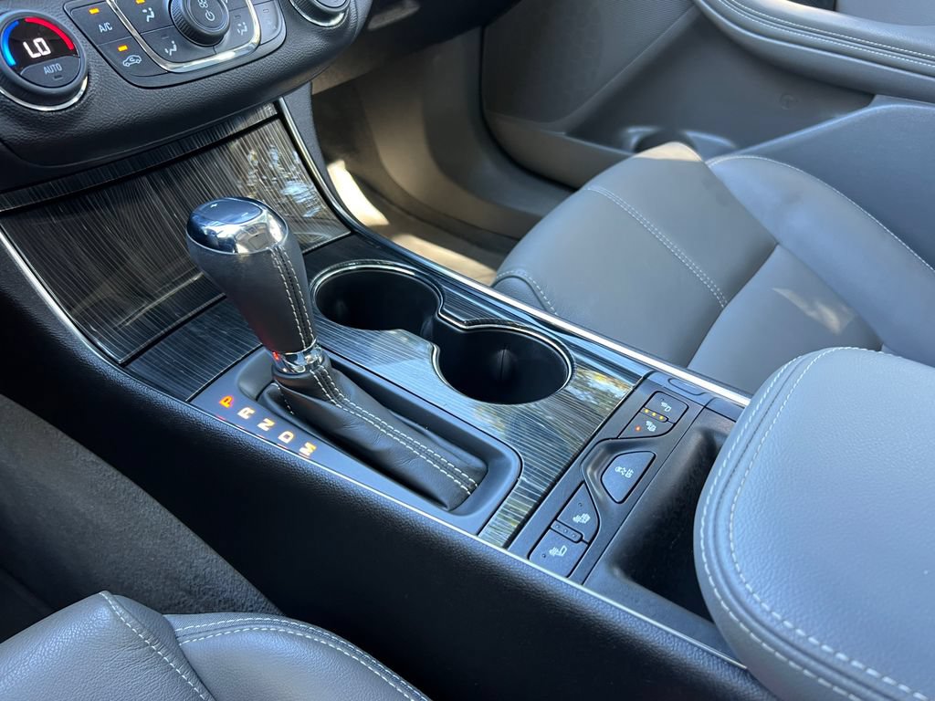 Used 2018 Chevrolet Impala LT w/ LT Leather Package FWD image 42