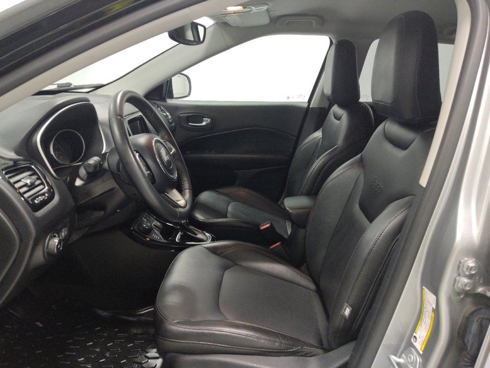 Used 2018 Jeep Compass Limited w/ Navigation Group AWD/4WD image 17