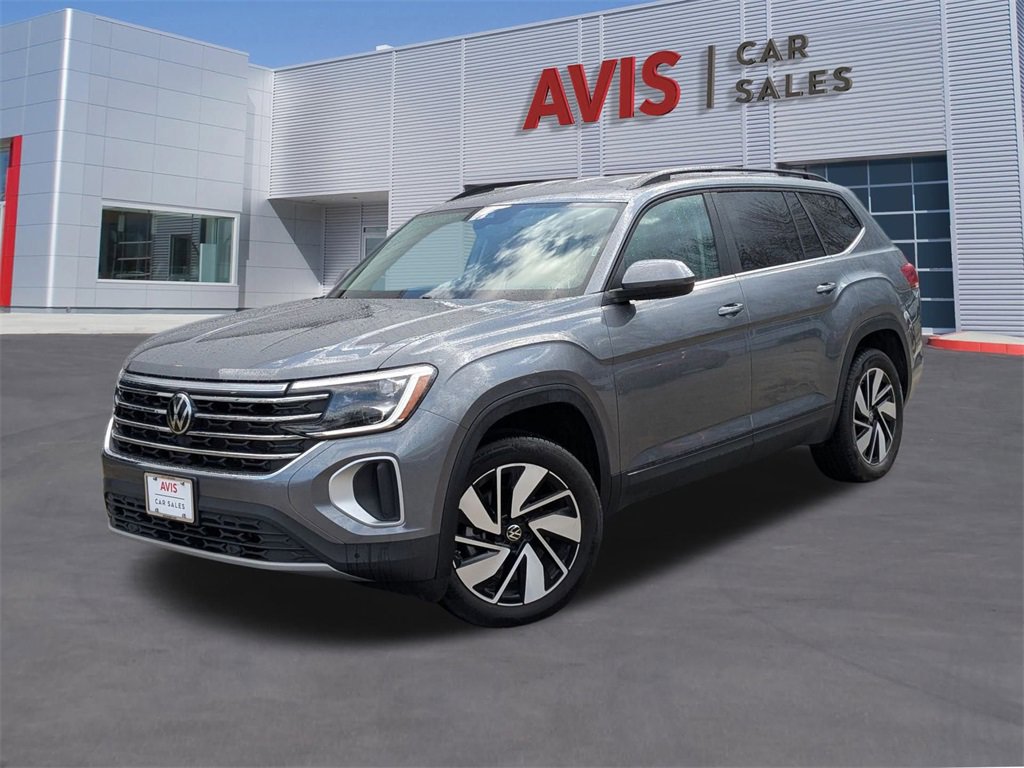 Used 2025 Volkswagen Atlas SE image 1