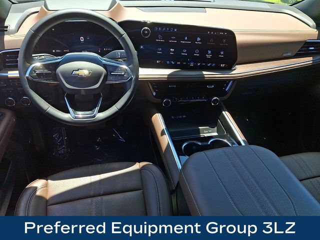 Used 2025 Chevrolet Tahoe High Country AWD/4WD image 3